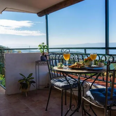 Moreta Villa *