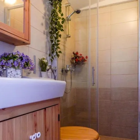 Moreta 빌라 마카르스카